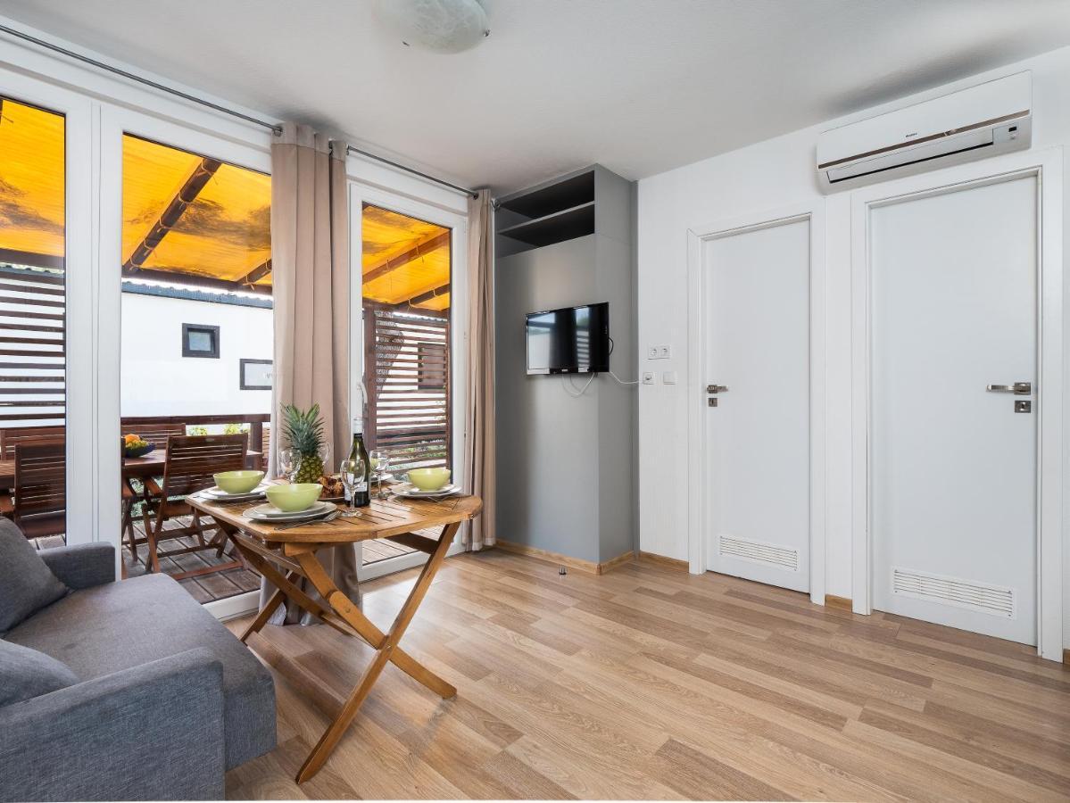 Salve Croatia Mobile Homes In Amadria Park Trogir Seget Vranjica Buitenkant foto